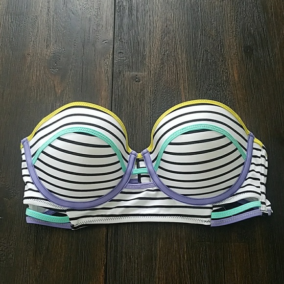 DONATING SOON NWOT Victorias Secret Swim Bandeau - Picture 2 of 4